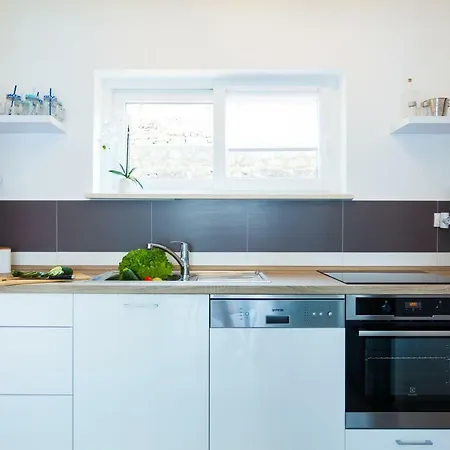 Vacation Hana Prizba