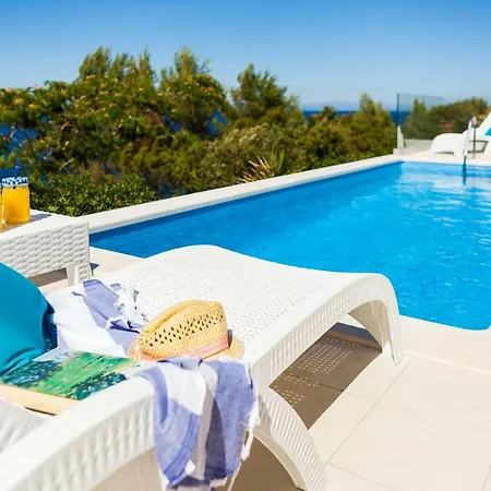 Villa Vacation Hana Prizba