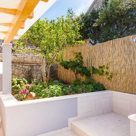 Vacation Hana Villa *