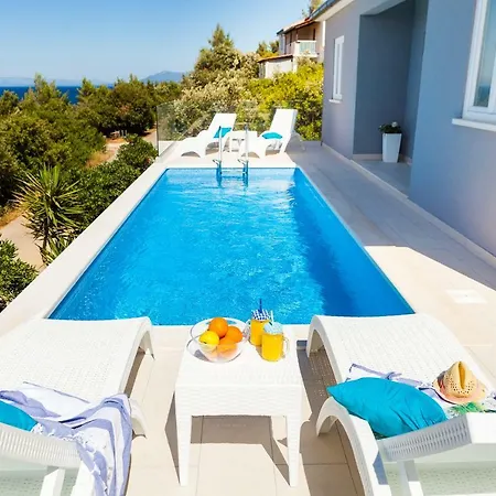 Vacation Hana Prizba